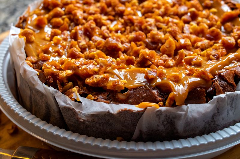 Salted Nutty Caramel Fudge — Akri Bakes